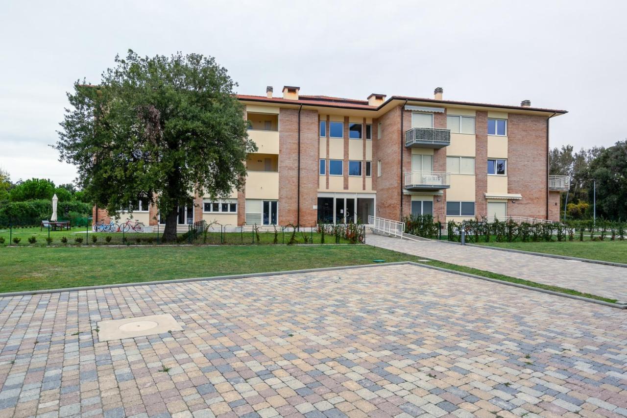Apartamento Seaside Flat With Swimming Pool And Private Parking Calambrone Exterior foto