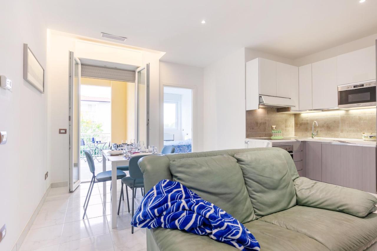 Apartamento Seaside Flat With Swimming Pool And Private Parking Calambrone Exterior foto