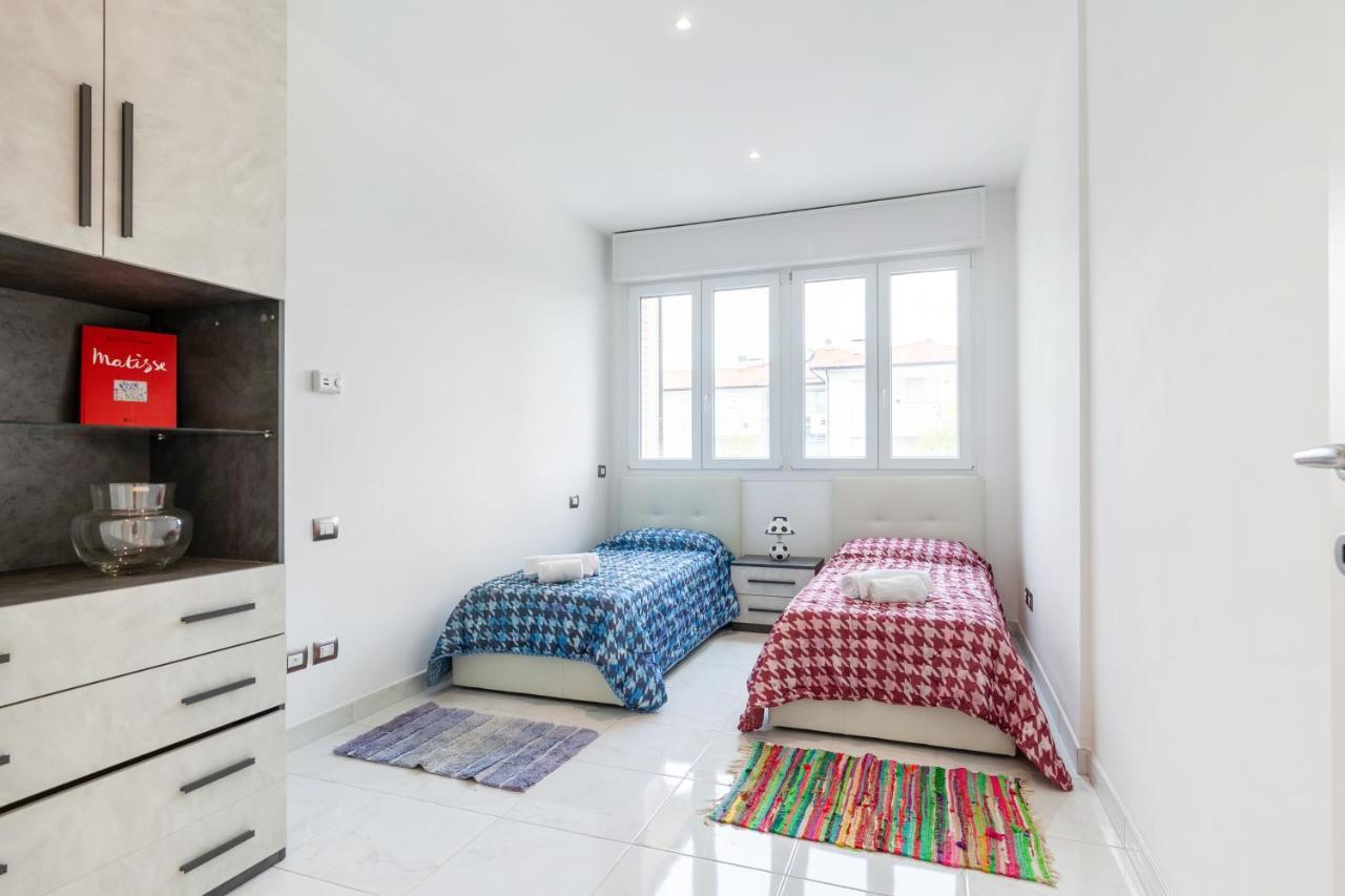 Apartamento Seaside Flat With Swimming Pool And Private Parking Calambrone Exterior foto