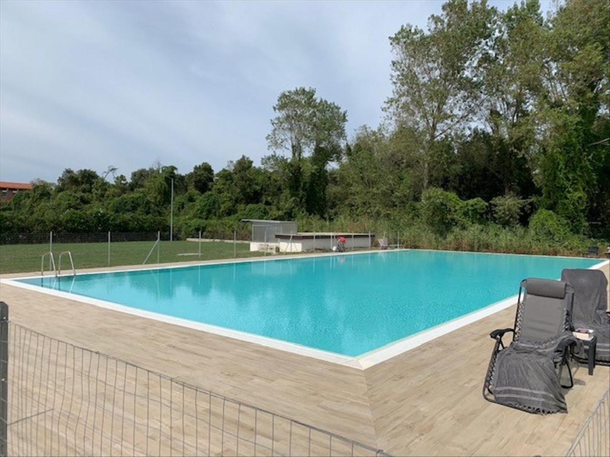 Apartamento Seaside Flat With Swimming Pool And Private Parking Calambrone Exterior foto